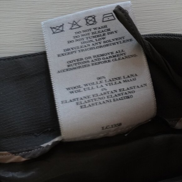 Burberry Wide Leg flat front dress slacks Trousers Size 8 - Picture 11 of 11